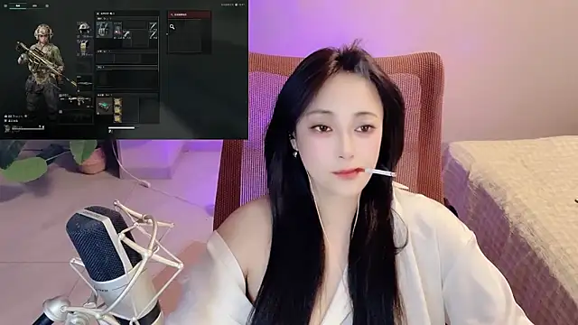 Daisy-77 online show from May 12, 2026, 1:39 pm