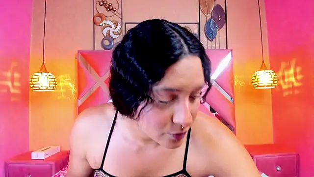 Snapshot of Alison_Chan_ chatting on September 29, 2025, 2:44 pm Alison Chan online show from September 29, 2025, 2:44 pm