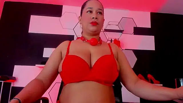 Snapshot of alondrabigtits chatting on February 22, 2025, 12:29 pm alondrabigtits online show from February 22, 2025, 12:29 pm