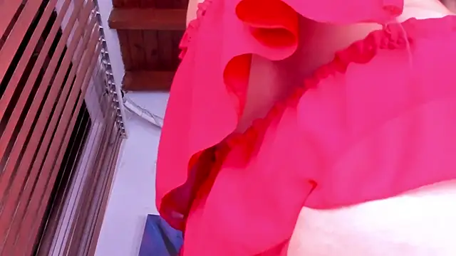 alondrabigtits online show from May 29, 2026, 11:38 am