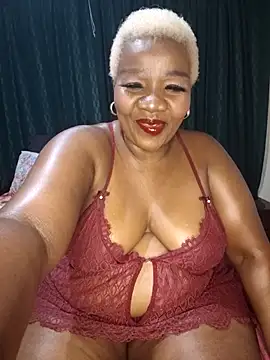 dirasweetlipsxx online show from June 29, 2026, 8:30 pm