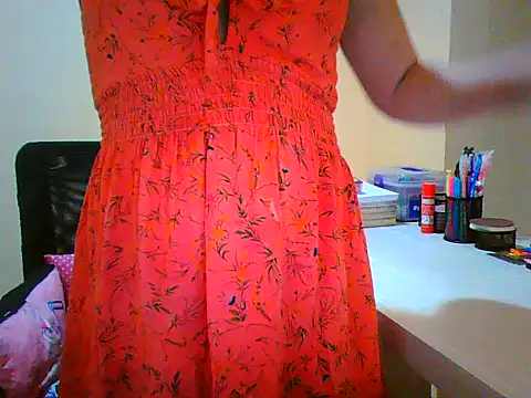 Snapshot of maliamiller chatting on March 11, 2026, 1:21 am maliamiller online show from March 11, 2026, 1:21 am