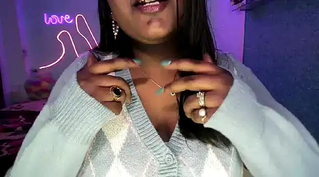 Snapshot of expression_queen chatting on December 22, 2024, 5:33 am expression queen online show from December 22, 2024, 5:33 am