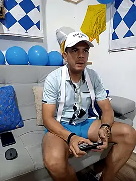 latinmartin73 online show from September 23, 2025, 12:50 am