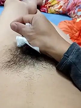 Snapshot of huzi518 chatting on November 25, 2025, 10:54 pm huzi518 online show from November 25, 2025, 10:54 pm