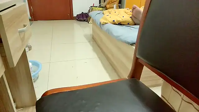 Snapshot of huzi518 chatting on September 28, 2025, 10:00 am huzi518 online show from September 28, 2025, 10:00 am