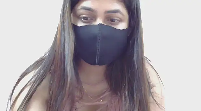 hot naina1 online show from December 15, 2024, 10:26 pm
