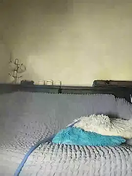 hotyoung24 online show from March 19, 2025, 1:07 pm