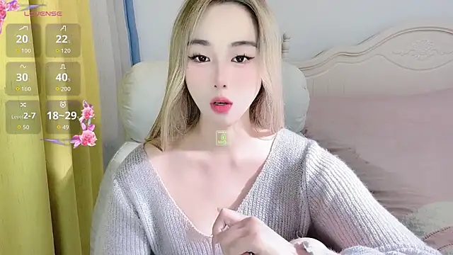 Caitlyn   online show from November 3, 2025, 11:03 am