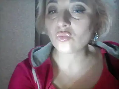 SweetCandy356 online show from March 15, 2025, 6:43 pm