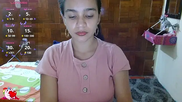 Snapshot of Mia_brunette26 chatting on February 23, 2025, 3:13 am Mia brunette26 online show from February 23, 2025, 3:13 am