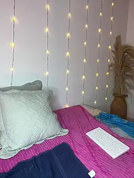 Snapshot of Maisa_issa chatting on March 14, 2025, 4:30 pm Maisa issa online show from March 14, 2025, 4:30 pm