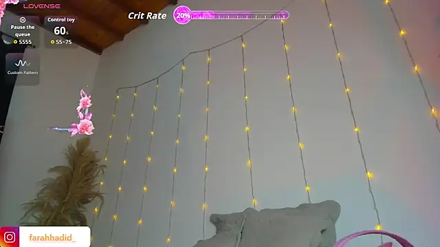 Snapshot of Maisa_issa chatting on October 2, 2025, 1:25 pm Maisa issa online show from October 2, 2025, 1:25 pm