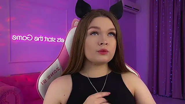 Snapshot of CrystalLyons chatting on March 2, 2026, 6:26 pm CrystalLyons online show from March 2, 2026, 6:26 pm