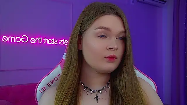 CrystalLyons online show from March 15, 2026, 6:20 am