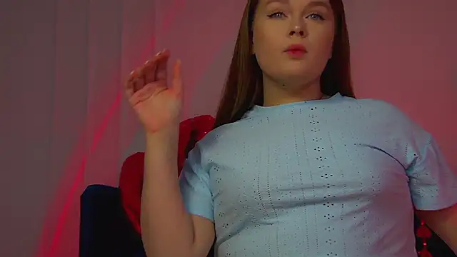 Snapshot of CrystalLyons chatting on February 12, 2026, 6:13 am CrystalLyons online show from February 12, 2026, 6:13 am