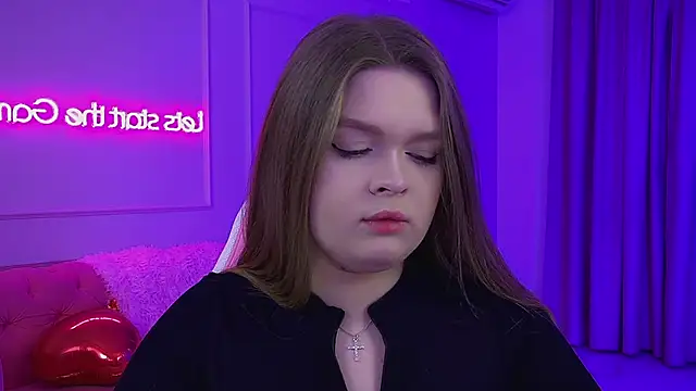 Snapshot of CrystalLyons chatting on February 16, 2026, 6:28 pm CrystalLyons online show from February 16, 2026, 6:28 pm