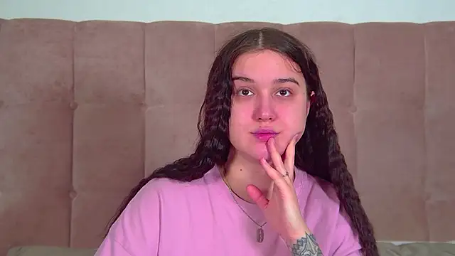 ChristinaMilton online show from February 11, 2026, 7:19 am