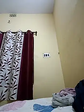 Snapshot of Sanaya_7 chatting on March 7, 2025, 6:11 pm Sanaya 7 online show from March 7, 2025, 6:11 pm