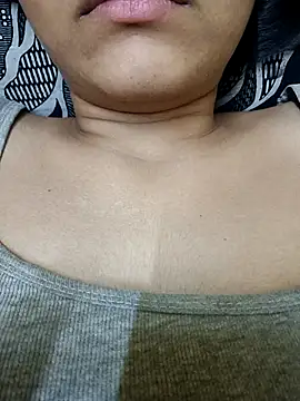 Snapshot of Sanaya_7 chatting on November 12, 2025, 5:50 pm Sanaya 7 online show from November 12, 2025, 5:50 pm