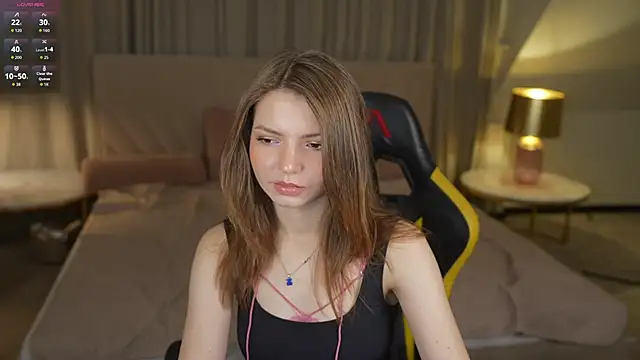 Michelle 054 online show from October 19, 2025, 2:47 am