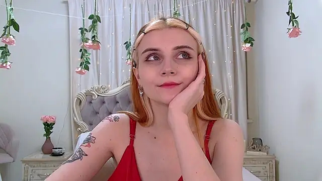 KellyStone online show from March 18, 2025, 8:16 pm