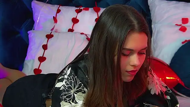 PollyLanders online show from February 11, 2026, 7:08 am