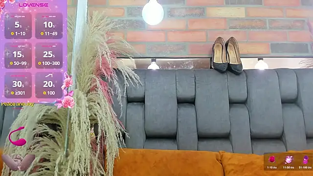 Snapshot of JESSYCORTES chatting on March 13, 2026, 2:05 am JESSYCORTES online show from March 13, 2026, 2:05 am