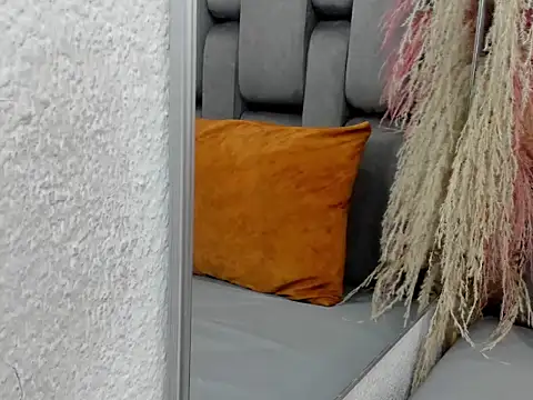 Snapshot of JESSYCORTES chatting on April 3, 2026, 4:30 am JESSYCORTES online show from April 3, 2026, 4:30 am