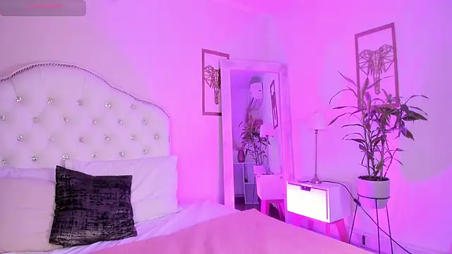 Snapshot of Alice_Graay_ chatting on February 4, 2025, 4:26 am Alice Graay online show from February 4, 2025, 4:26 am