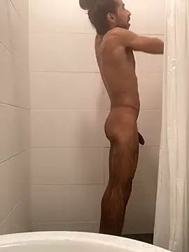 Lucascacaca online show from December 5, 2024, 11:56 pm