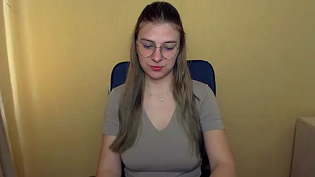 Snapshot of Luna_Lush_ chatting on September 26, 2025, 12:56 pm Luna Lush online show from September 26, 2025, 12:56 pm