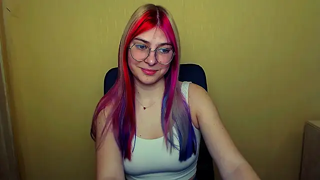 Snapshot of Luna_Lush_ chatting on February 21, 2025, 9:13 am Luna Lush online show from February 21, 2025, 9:13 am