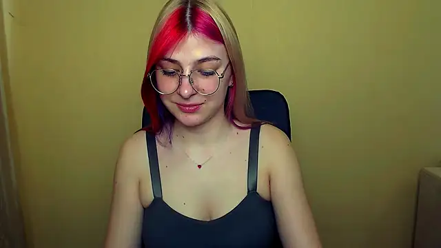 Snapshot of Luna_Lush_ chatting on February 28, 2025, 11:03 am Luna Lush online show from February 28, 2025, 11:03 am