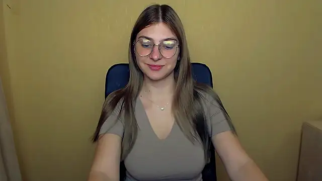 Snapshot of Luna_Lush_ chatting on September 17, 2025, 10:06 am Luna Lush online show from September 17, 2025, 10:06 am