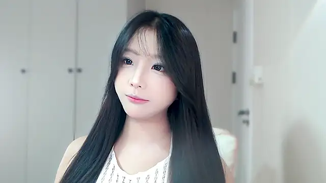 Snapshot of Legend-Night chatting on November 28, 2025, 7:30 am Legend-Night online show from November 28, 2025, 7:30 am