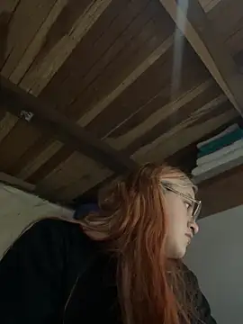 Snapshot of SophiaWeestt99 chatting on October 16, 2025, 3:04 am SophiaWeestt99 online show from October 16, 2025, 3:04 am