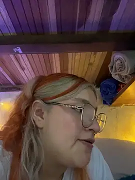 Snapshot of SophiaWeestt99 chatting on October 23, 2025, 3:38 am SophiaWeestt99 online show from October 23, 2025, 3:38 am