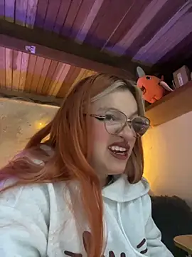 Snapshot of SophiaWeestt99 chatting on November 27, 2025, 3:40 am SophiaWeestt99 online show from November 27, 2025, 3:40 am