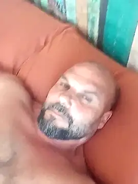 Javierchico online show from June 3, 2026, 4:01 pm