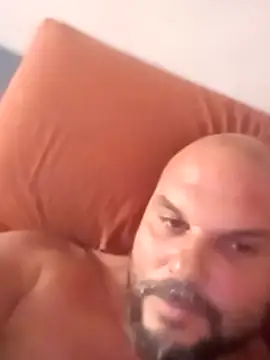 Snapshot of Javierchico chatting on July 19, 2026, 9:17 am Javierchico online show from July 19, 2026, 9:17 am