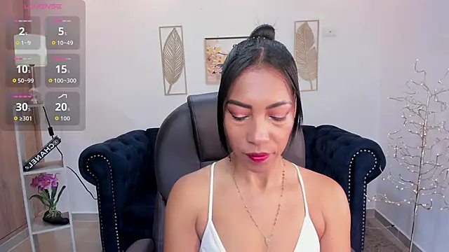 Shantaall  online show from October 15, 2025, 3:09 pm