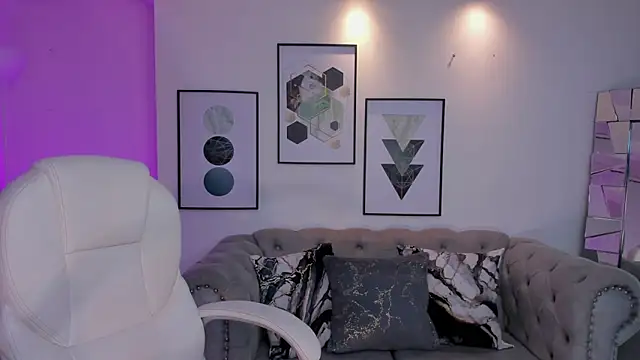 Snapshot of Shantaall_ chatting on February 25, 2025, 7:38 pm Shantaall online show from February 25, 2025, 7:38 pm