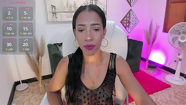 Snapshot of Shantaall_ chatting on March 7, 2025, 7:49 pm Shantaall online show from March 7, 2025, 7:49 pm