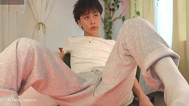 Snapshot of Tommyfoxboy chatting on February 9, 2026, 2:04 pm Tommyfoxboy online show from February 9, 2026, 2:04 pm