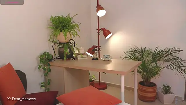 Snapshot of Tommyfoxboy chatting on February 4, 2026, 1:50 pm Tommyfoxboy online show from February 4, 2026, 1:50 pm