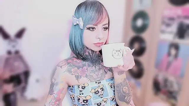 NikkiRamone online show from February 2, 2026, 11:42 am