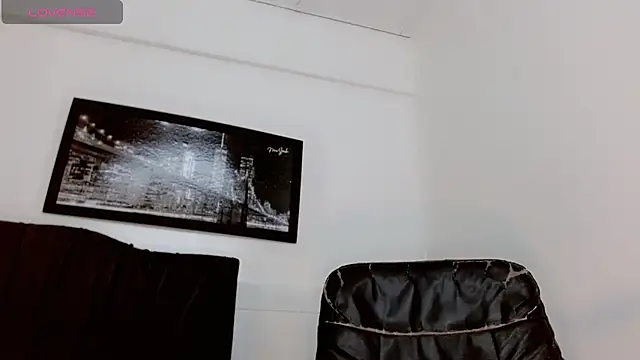 Snapshot of Diosiris_Riannys chatting on December 4, 2024, 7:28 pm Diosiris Riannys online show from December 4, 2024, 7:28 pm