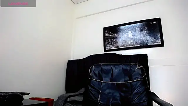 Snapshot of Diosiris_Riannys chatting on October 3, 2025, 7:15 pm Diosiris Riannys online show from October 3, 2025, 7:15 pm