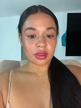 Snapshot of Aitana98_ chatting on February 9, 2026, 1:47 am Aitana98 online show from February 9, 2026, 1:47 am